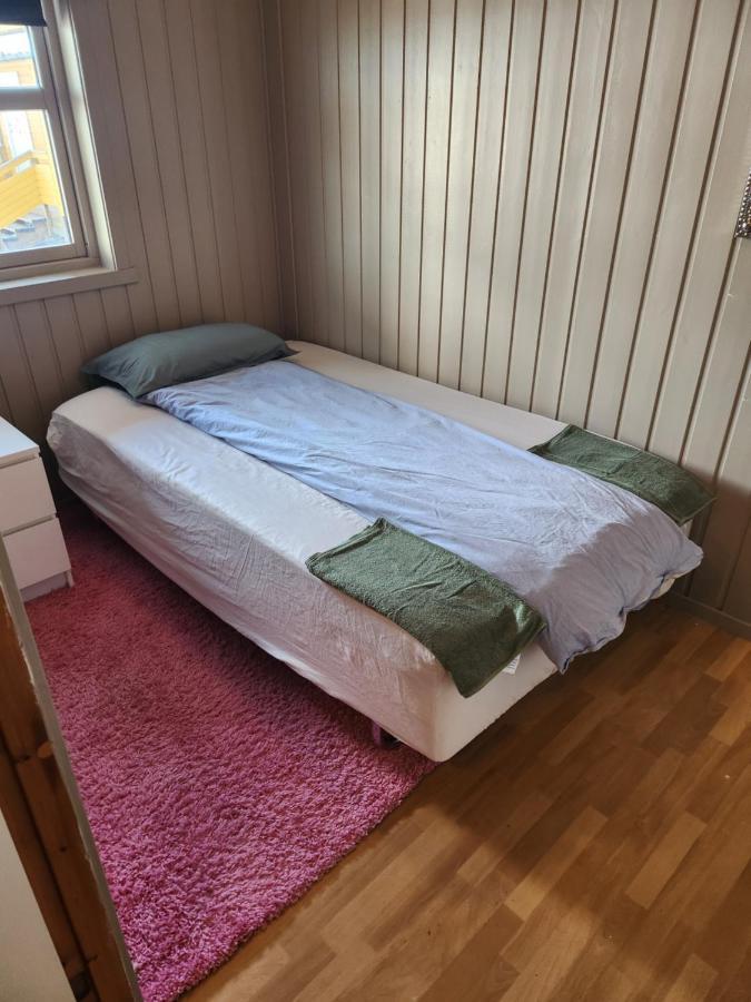 Apartment By The Lakeside Тромсьо Екстериор снимка